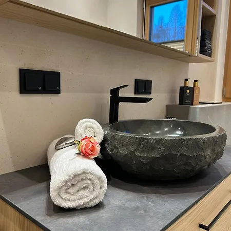 Mountainview-lodge Exklusiver Neubau Mit Bergblick Apartment